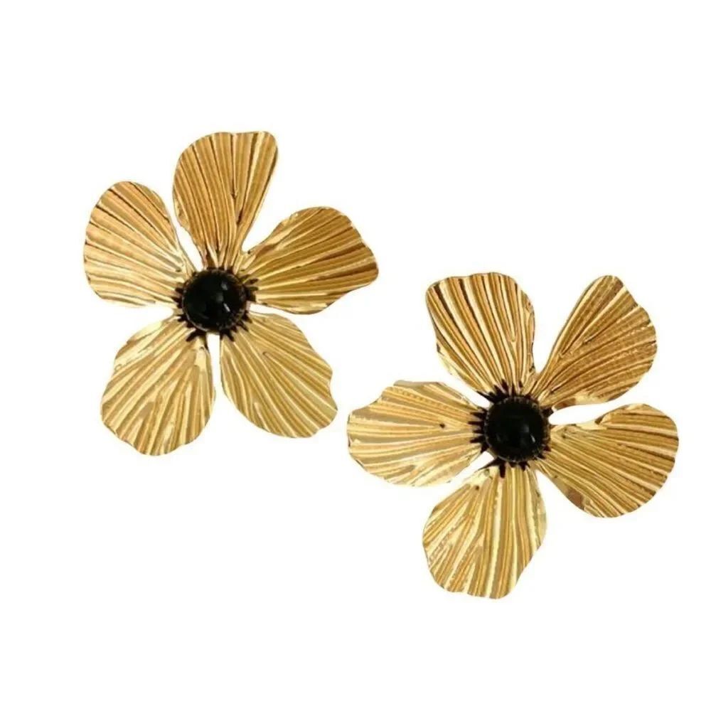 Flower statement earrings #1480